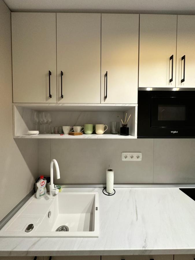 Clujstays Studio Close To City Center Экстерьер фото