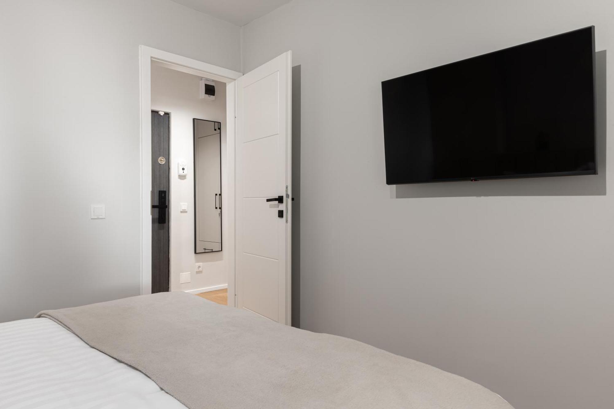 Clujstays Studio Close To City Center Экстерьер фото